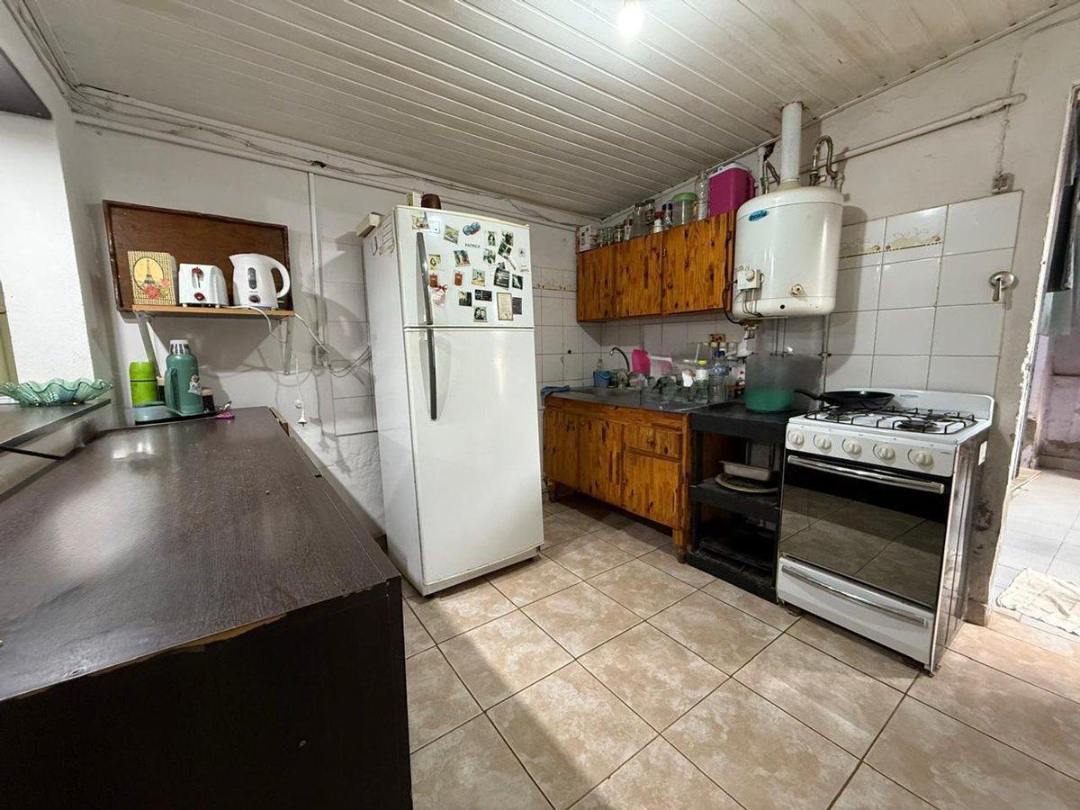 Foto de VENTA CASA DOS DORMITORIOS - ZONA CENTRO.-, imagen 4