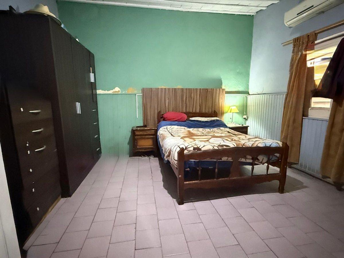 Foto de VENTA CASA DOS DORMITORIOS - ZONA CENTRO.-, imagen 5