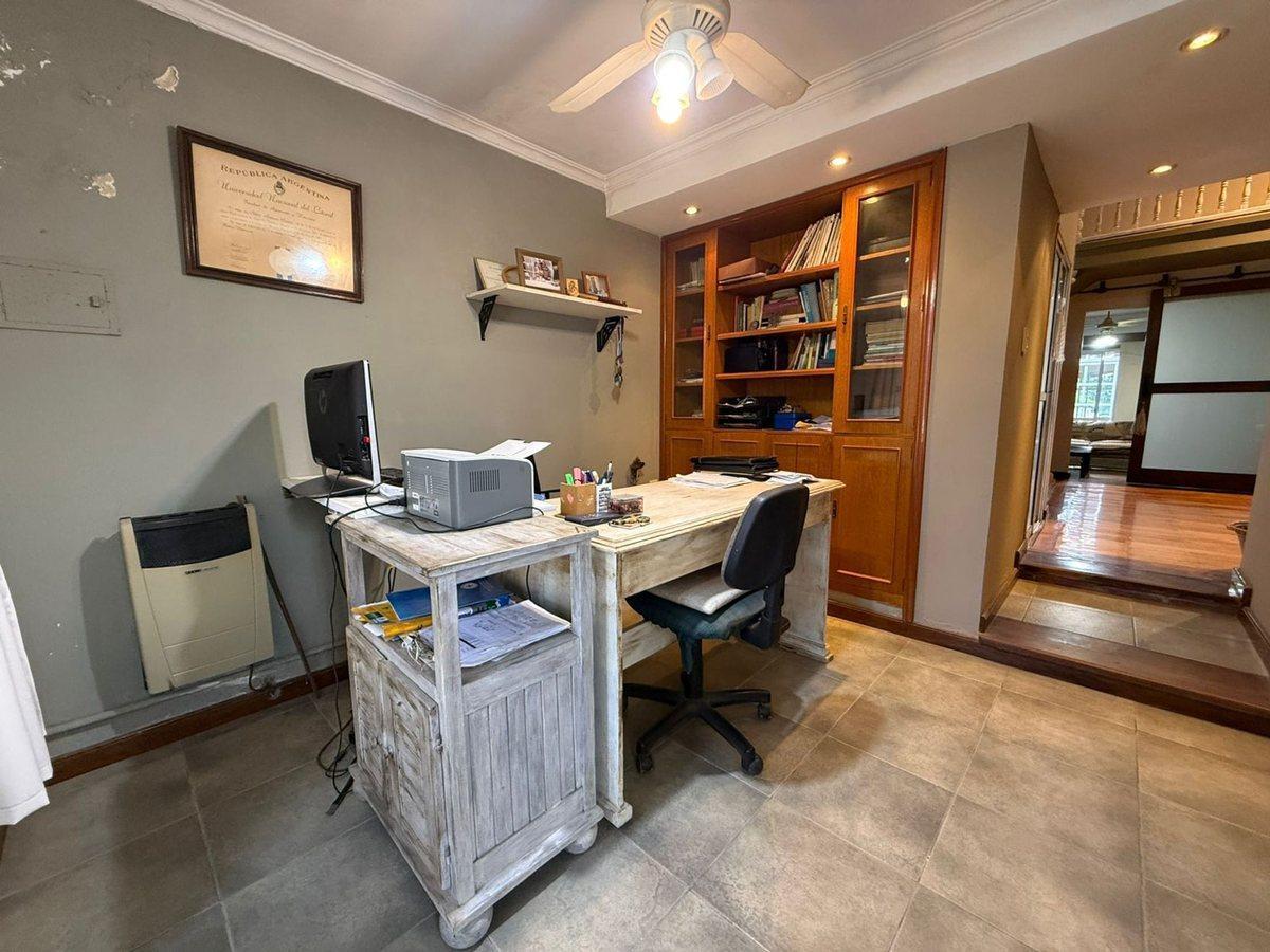 Foto de VENTA CASA 3 DORM SOBRE AV. COLONIZADORES, imagen 3