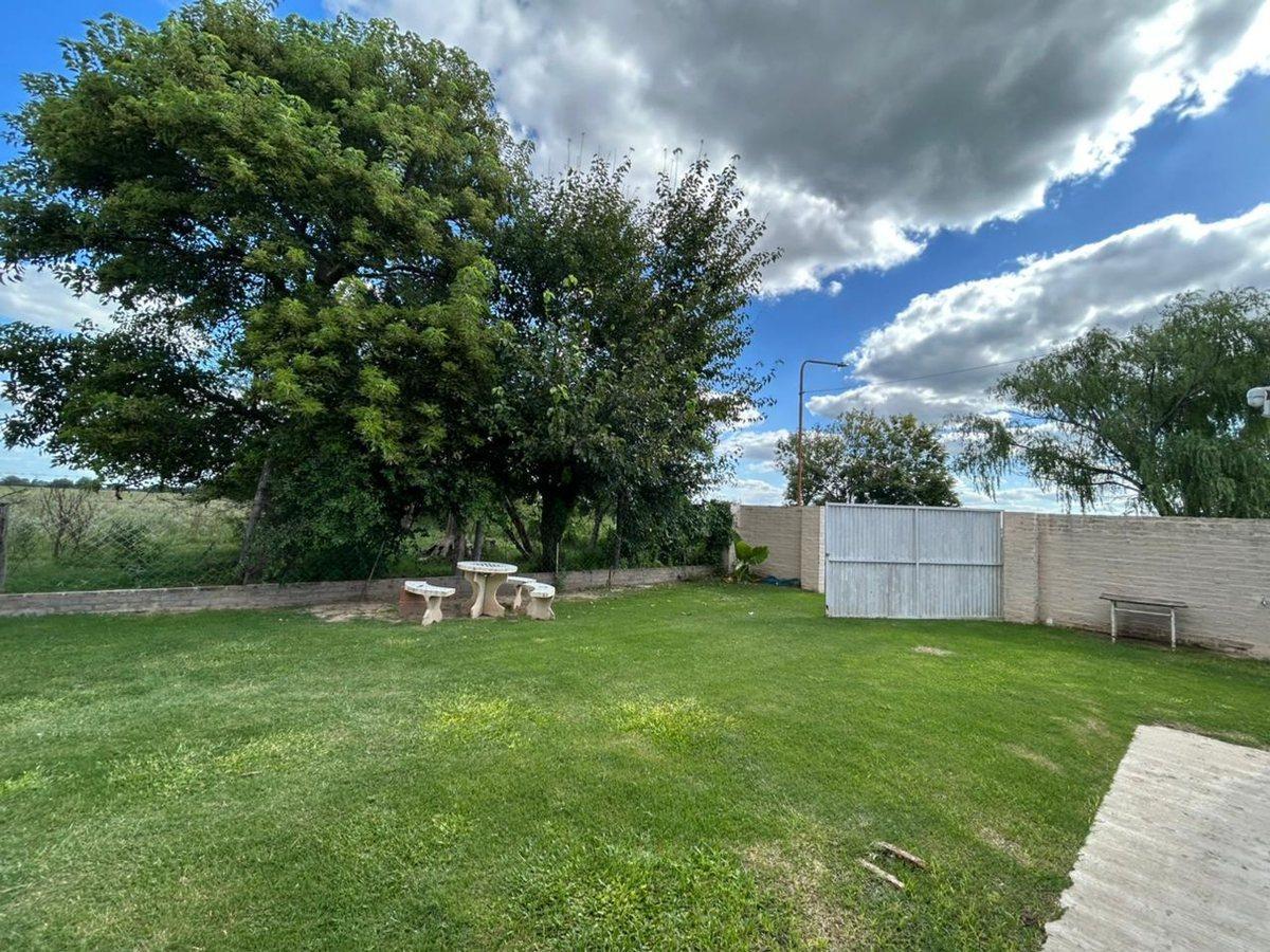 Foto de VENTA CASA QUINTA EN COLONIA NUEVA, imagen 2