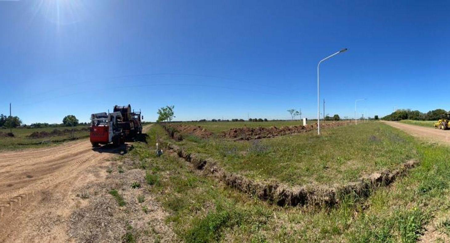 Foto de VENTA LOTE SOBRE AV ARGENTINA BARRIO "EL NACIENTE, imagen 4