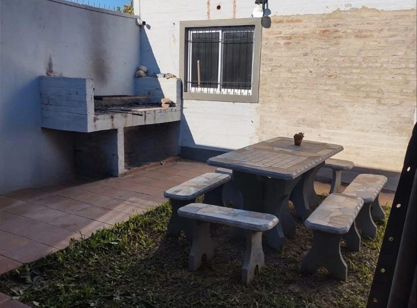 Foto de VENTA CASA 3 dormitorios - Barrio Alborada, imagen 3