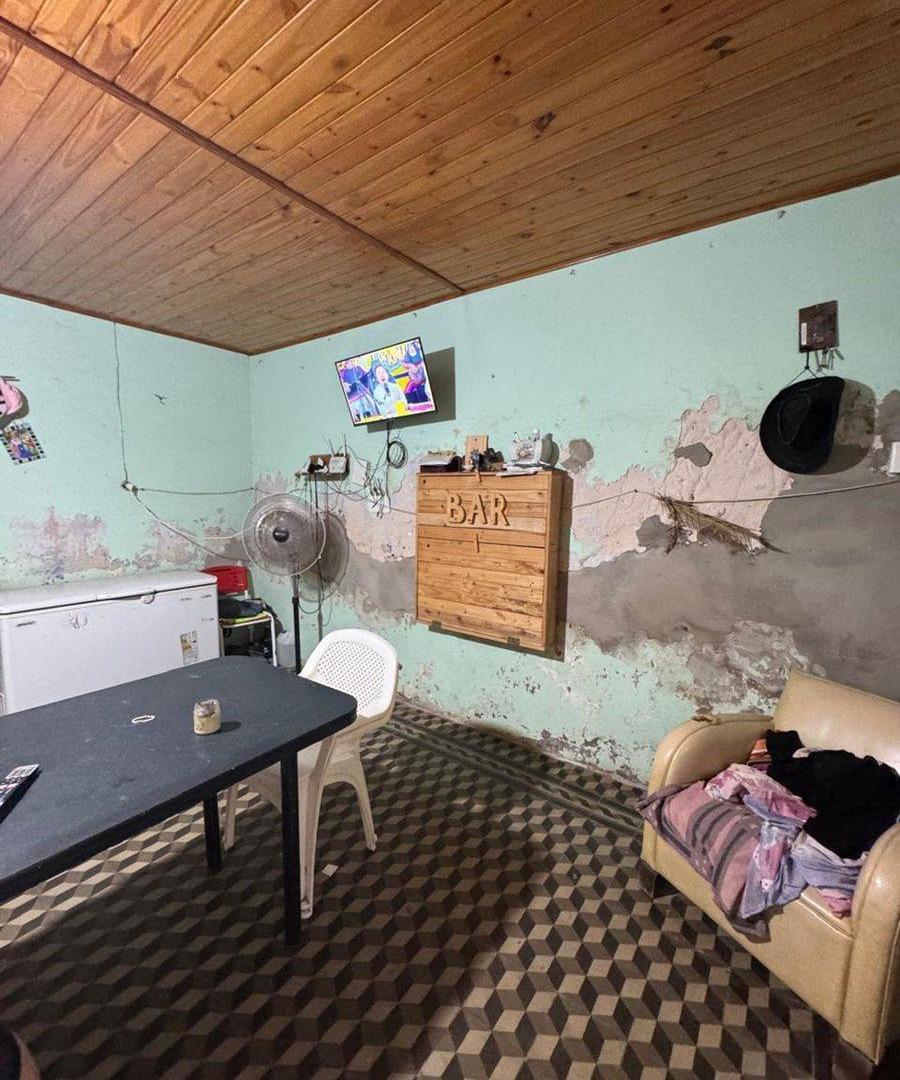 Foto de casa a refaccionar antigua a la venta, imagen 3