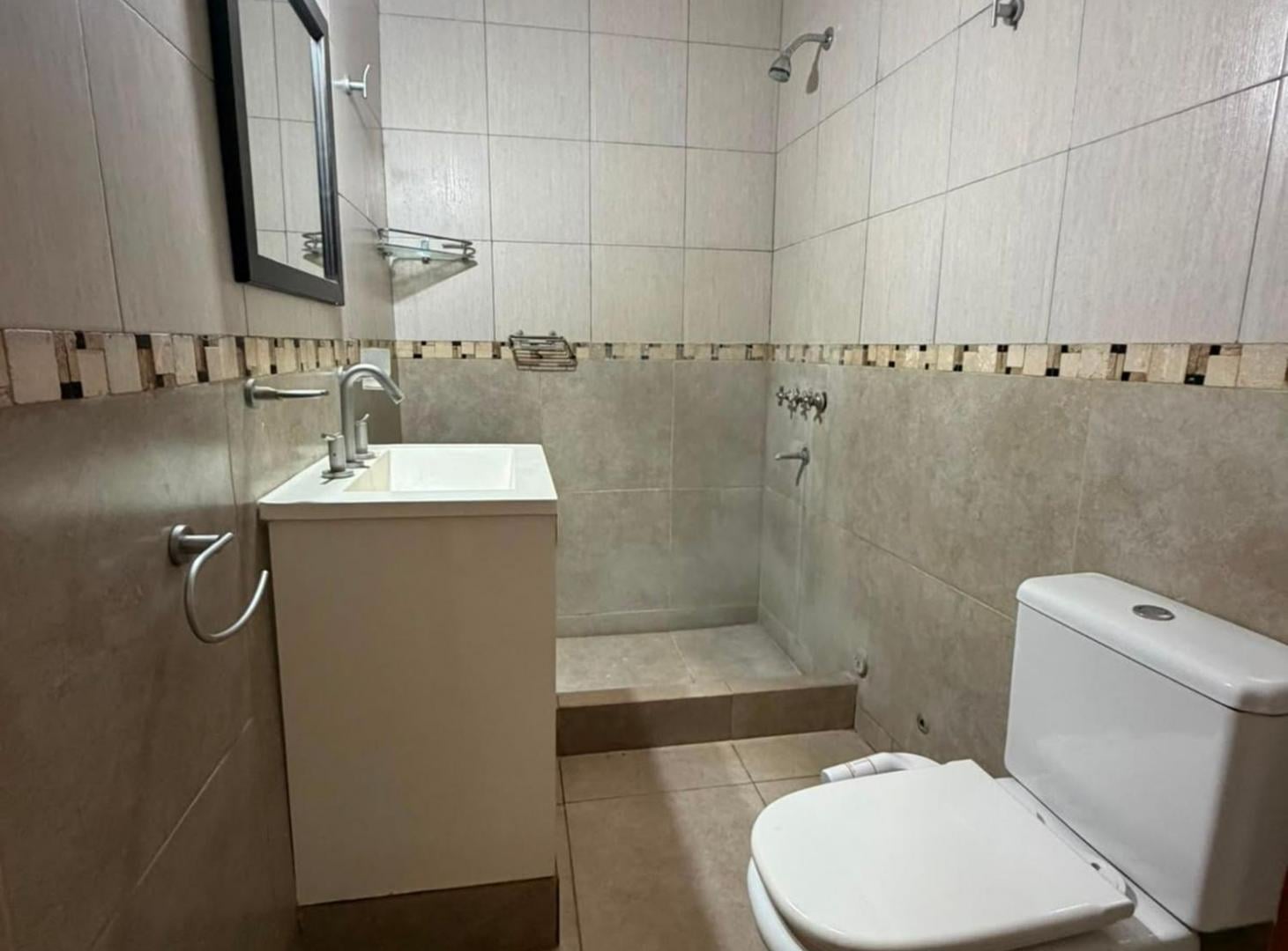 Foto de VENTA CASA DOS DORMITORIOS BA CENTRO, imagen 1