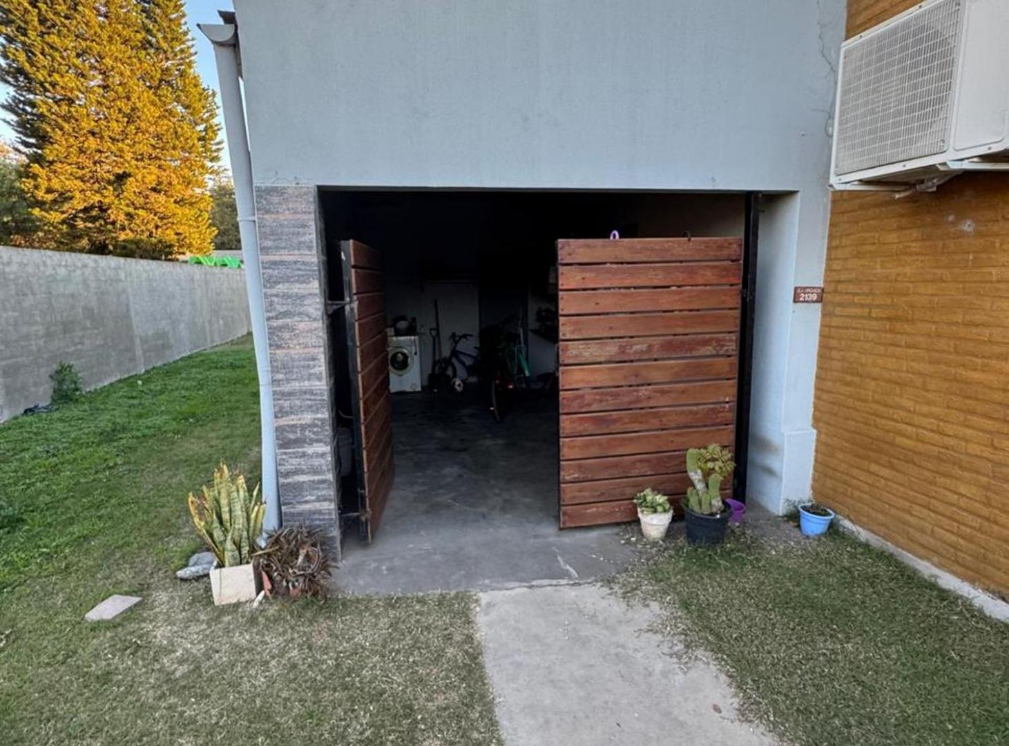 Foto de VENTA CASA CON LOCAL HUMBOLDT, imagen 4