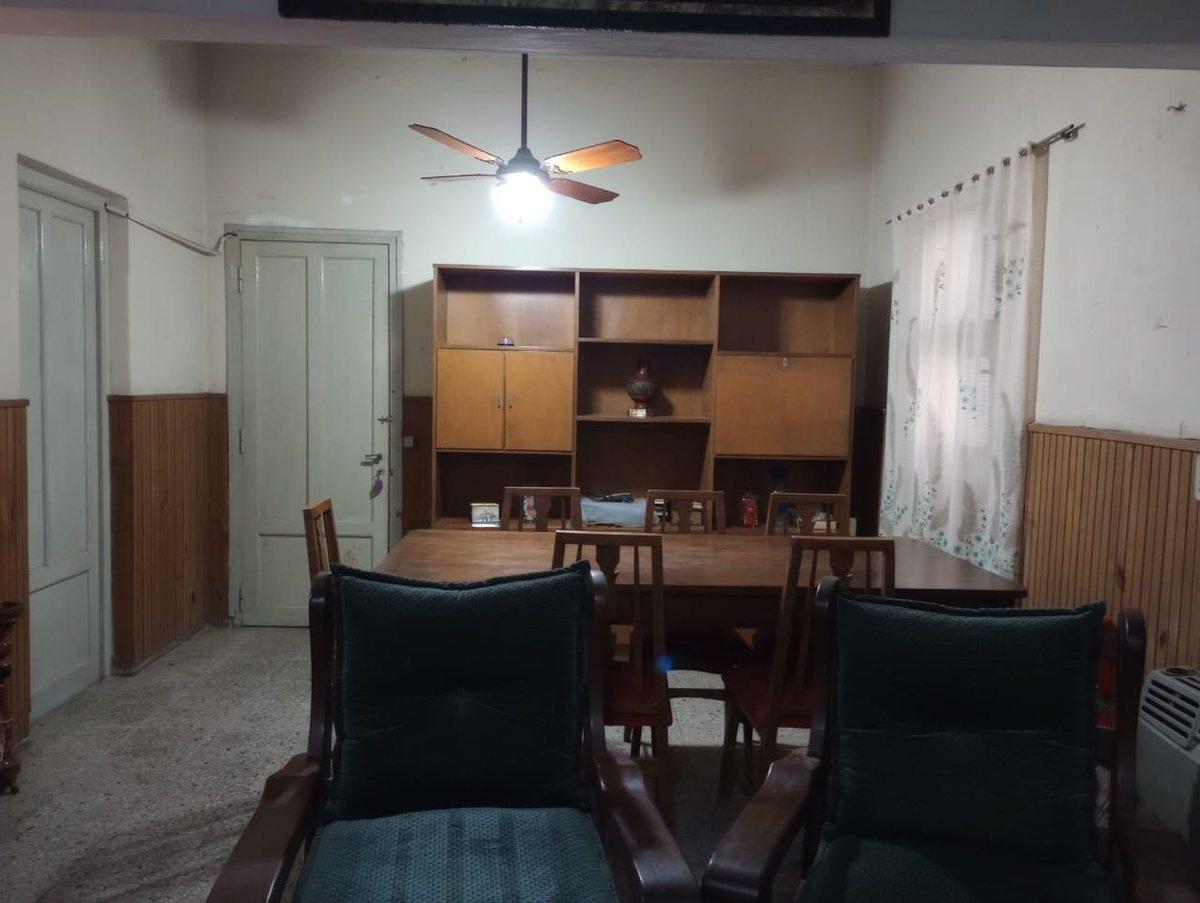 Foto de VENTA CASA céntrica sin cochera.-, imagen 3