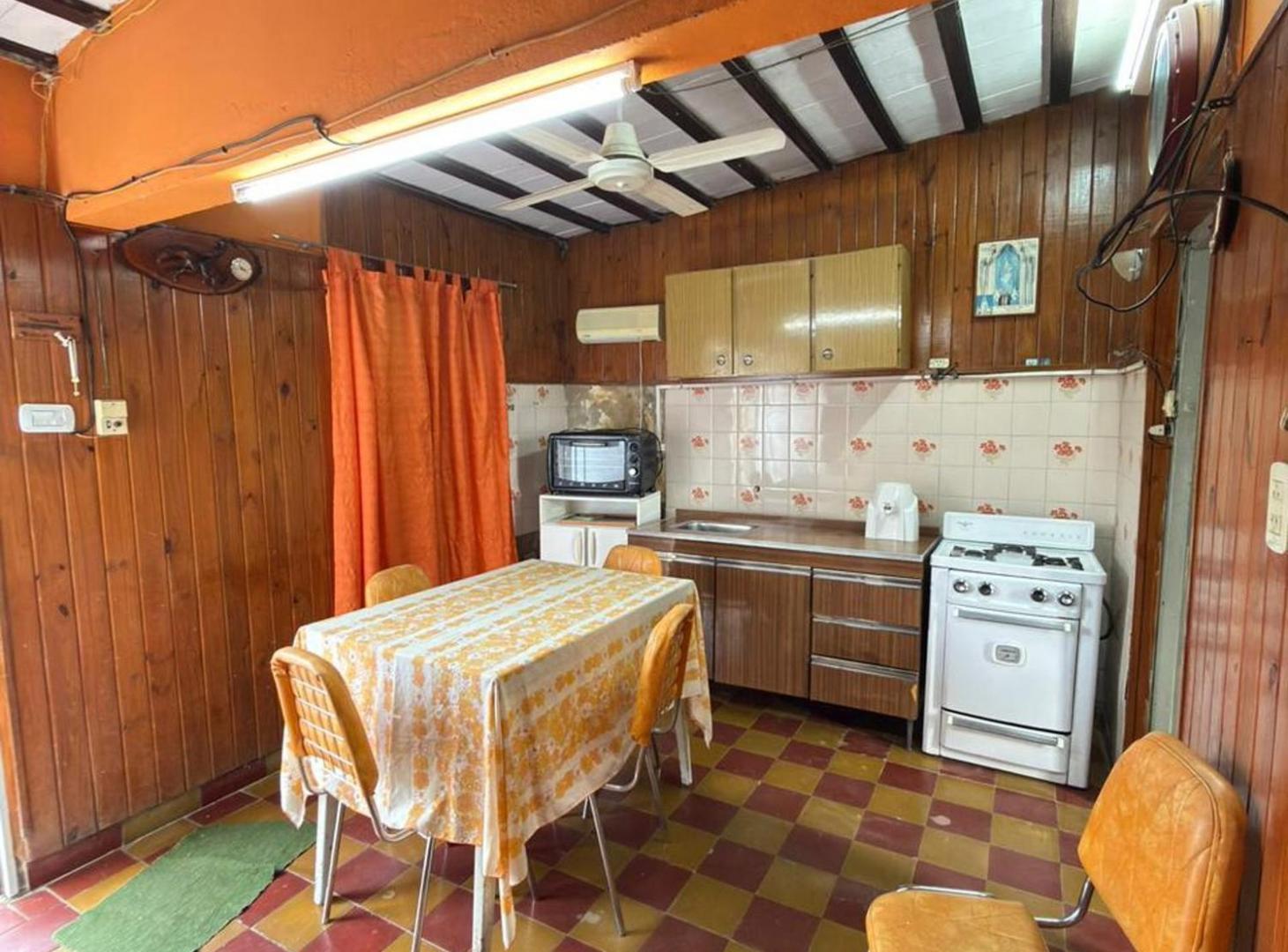 Foto de VENTA DE CASA CON AMPLIO TERRENO EN PILAR, imagen 3