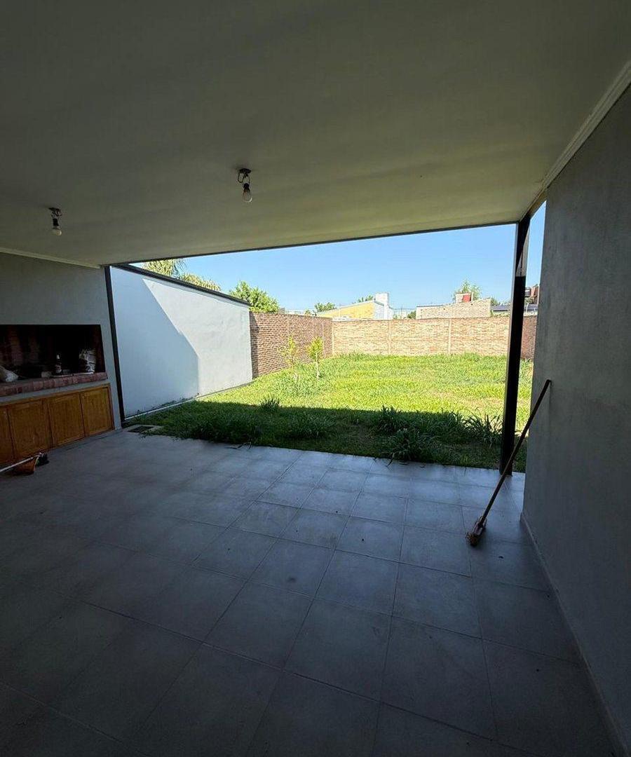 Foto de VENTA CASA A ESTRENAR - Barrio Oeste, Esperanza.-, imagen 2
