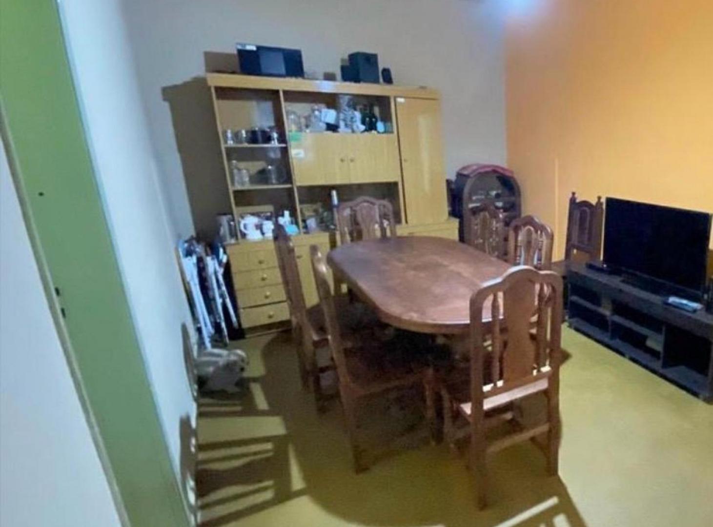 Foto de VENTA casa céntrica de 2 dormitorio sobre esquina, imagen 3