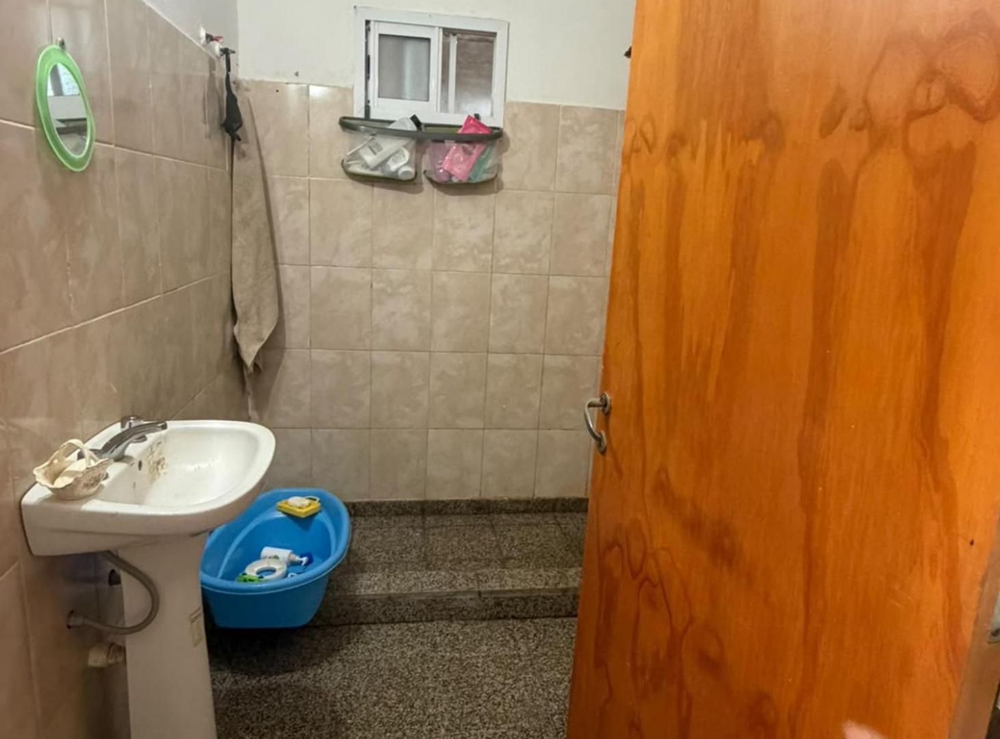 Foto de VENTA CASA 2 DORMITORIOS - FRANCK, imagen 3