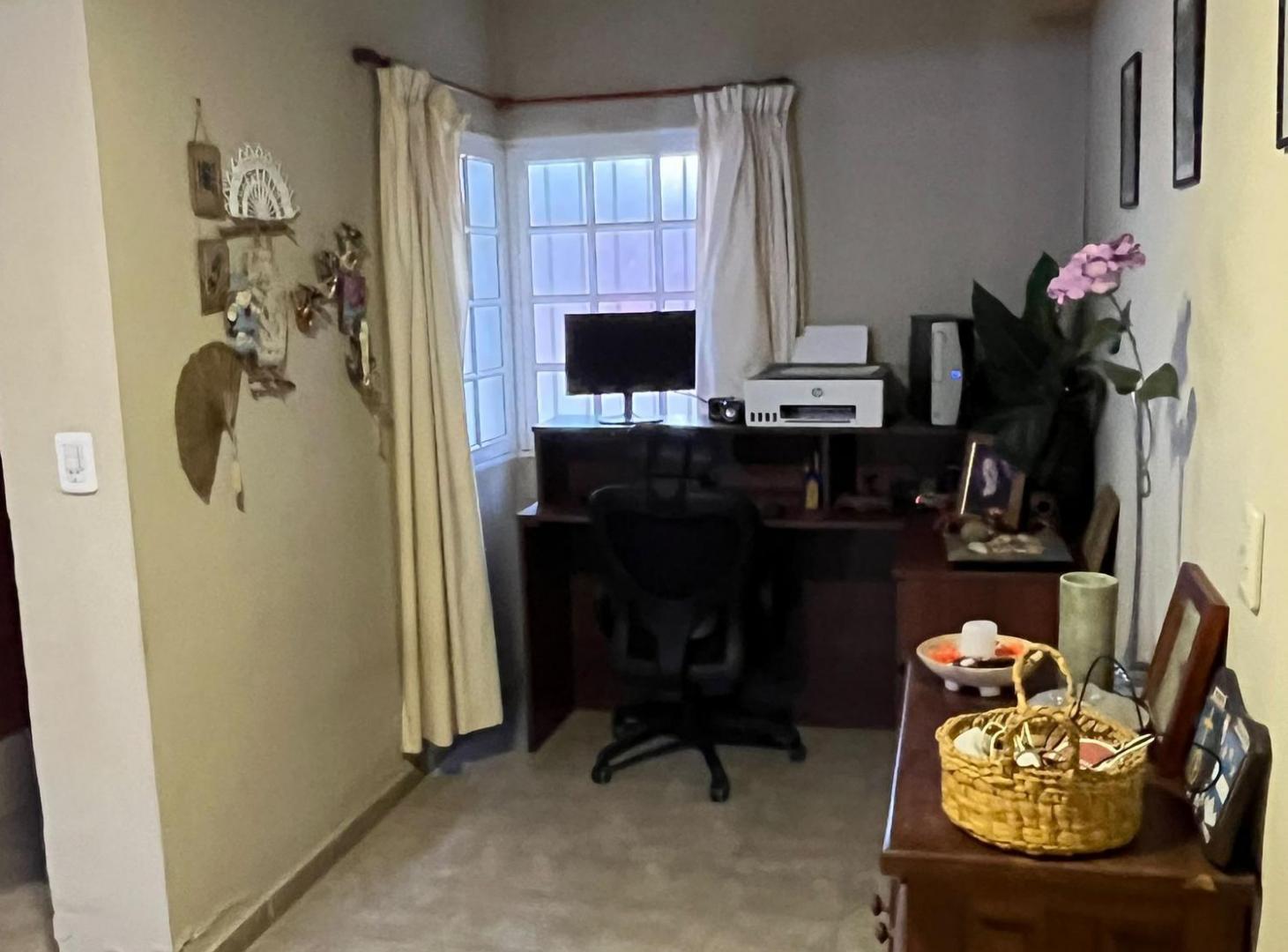Foto de VENTA CASA CON QUINCHO ZONA PARQUE ESPERANZA, imagen 4