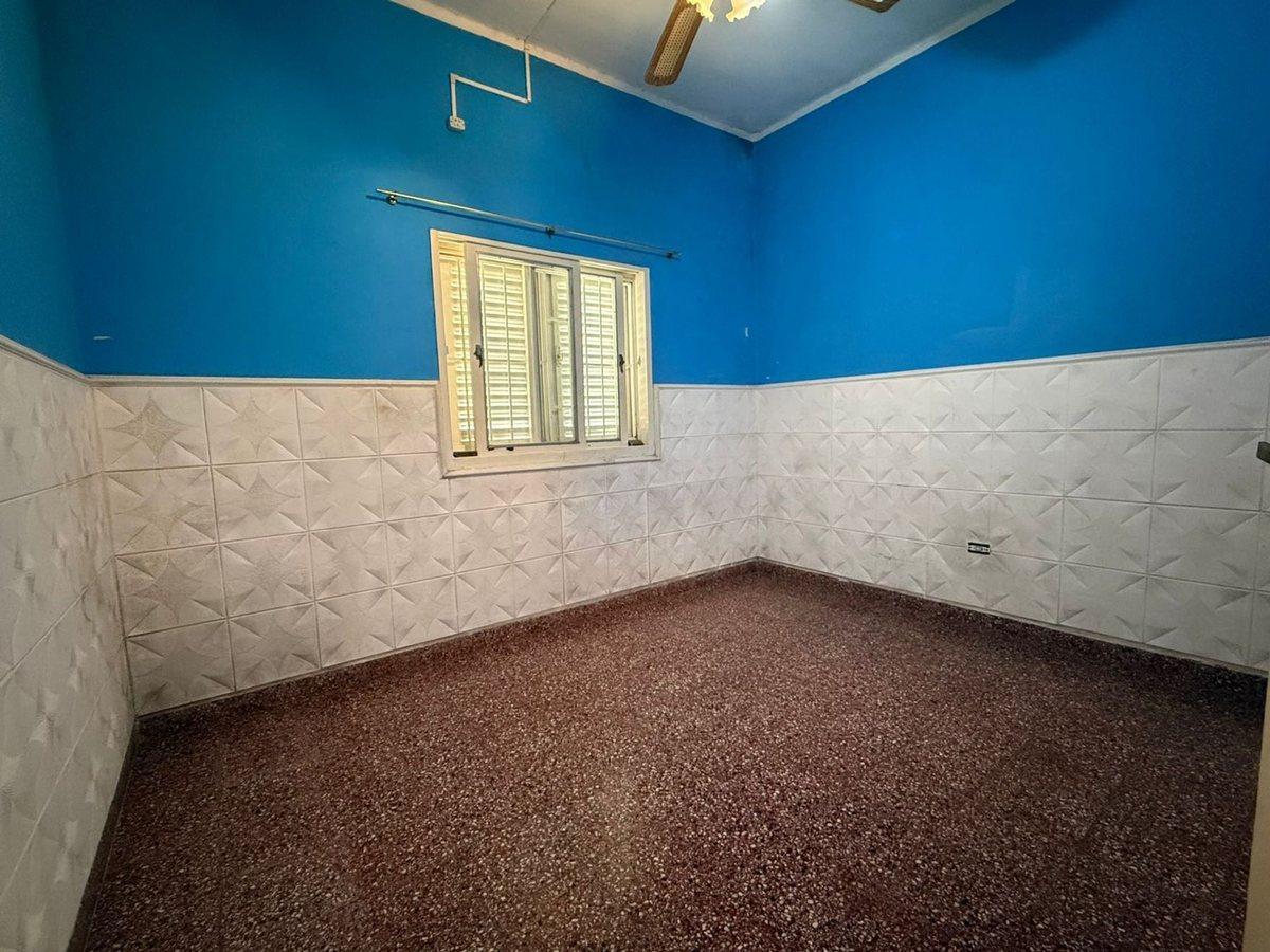 Foto de VENTA CASA DE DOS DORMITORIOS CON COCHERA CENTRO, imagen 4
