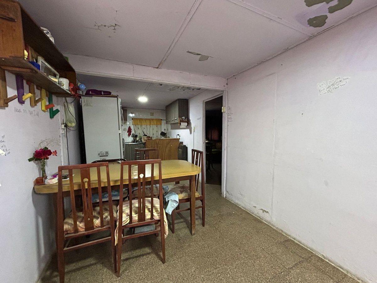 Foto de VENTA Casa 2 dormitorios B° OESTE, imagen 3