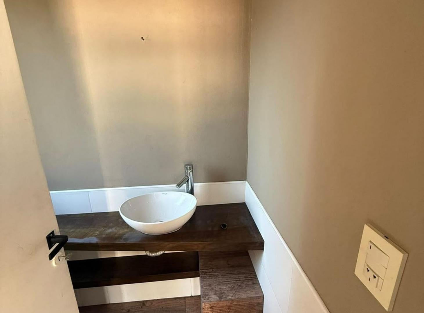 Foto de VENTA LOTE + OFICINA EN ZONA CENTRO, imagen 4