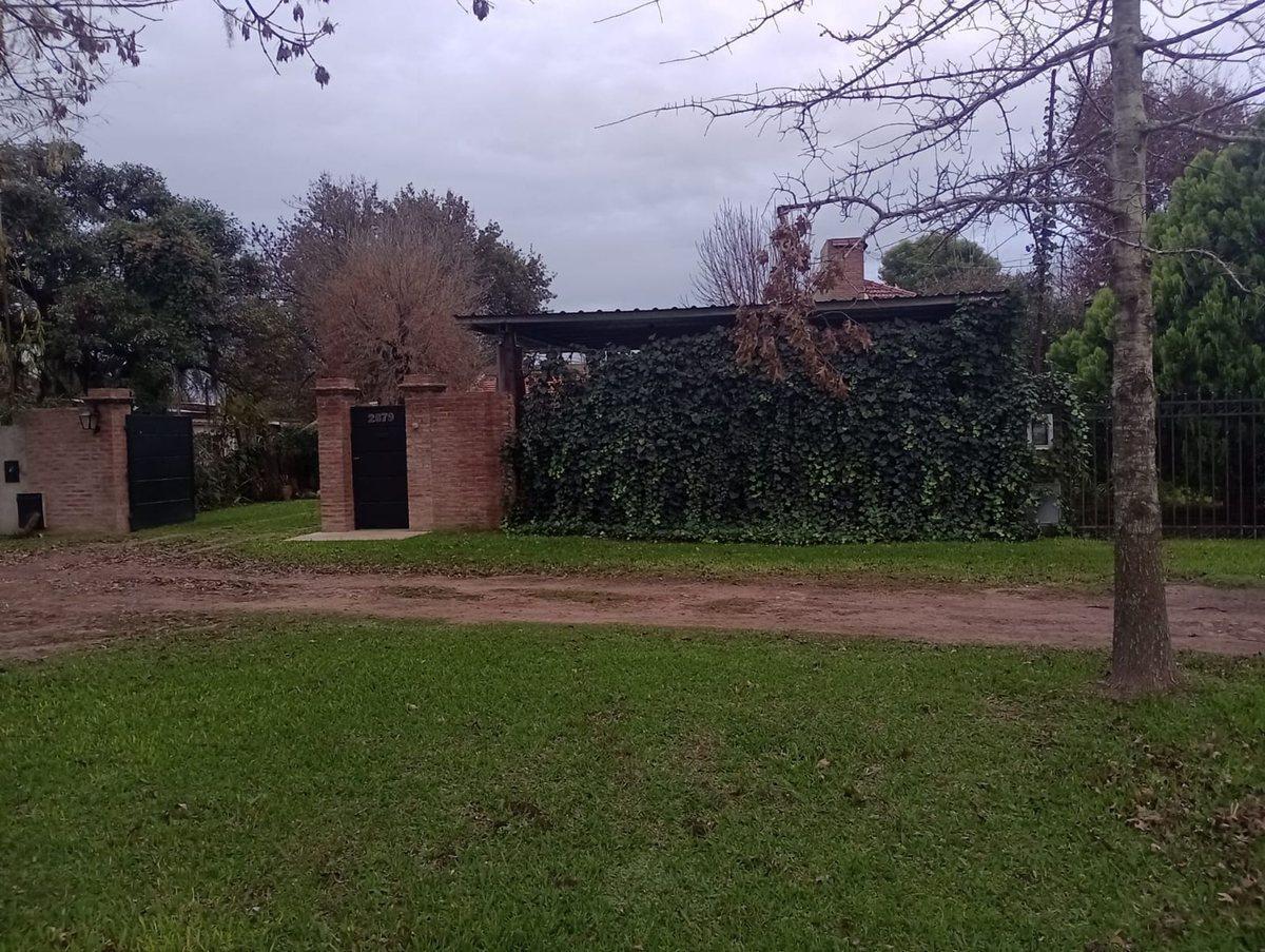 Foto de VENTA Casa Barrio Este, 3 Dormitorios, Zona Arco., imagen 2