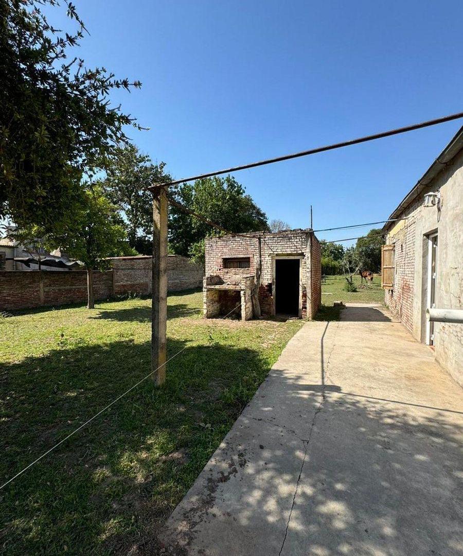Foto de Venta casa antigüa con gran terreno - Humboldt, imagen 4