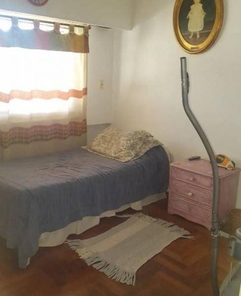 Fray Cayetano Rodríguez 800 Flores 5amb U$290.000 1