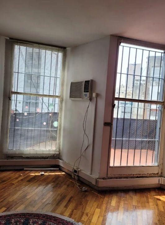 Foto de Esmeralda 300 Centro Oficina U$103.000, imagen 2