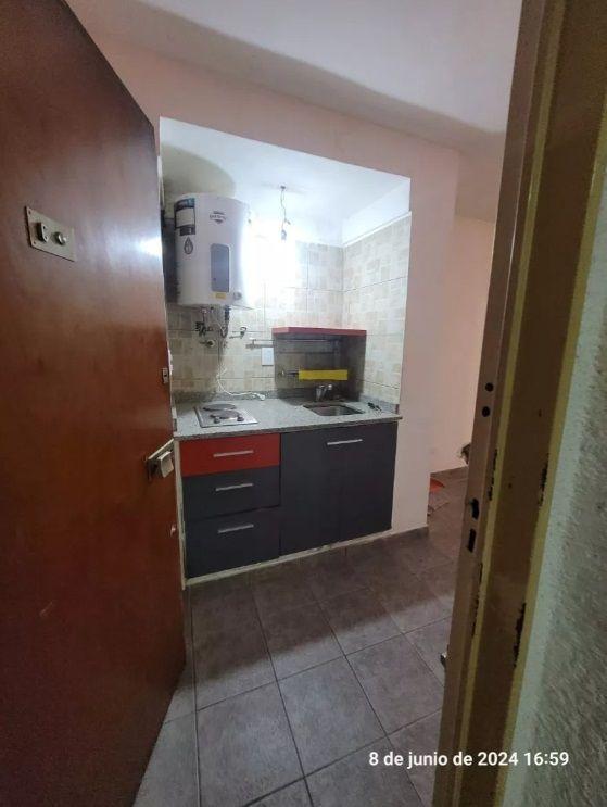 Foto de Pres. Luis Sáenz Peña 300 Monserrat 1amb U$63.000, imagen 5