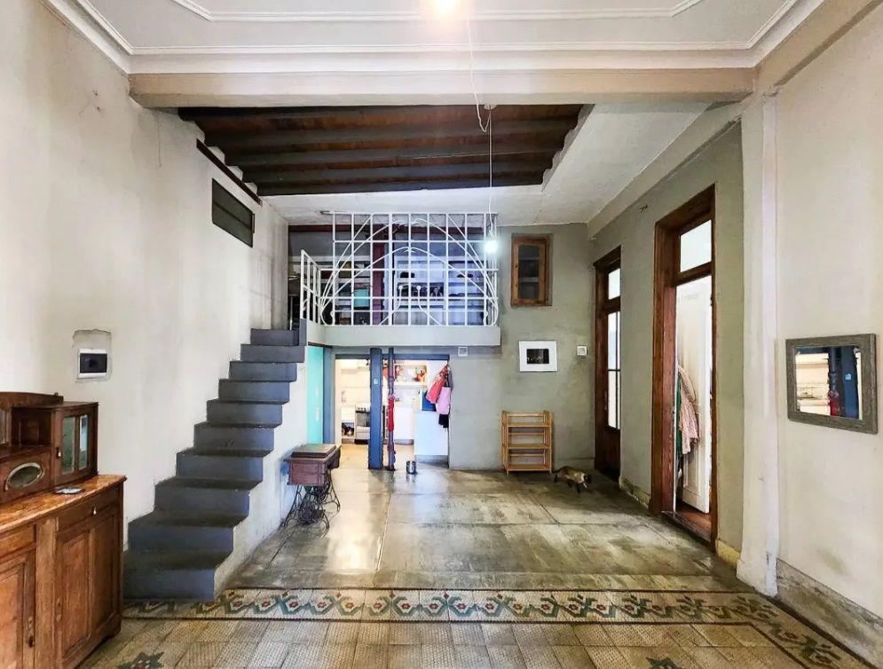 Av Hipólito Yrigoyen 1800 Monserrat 4amb U$147.000 2