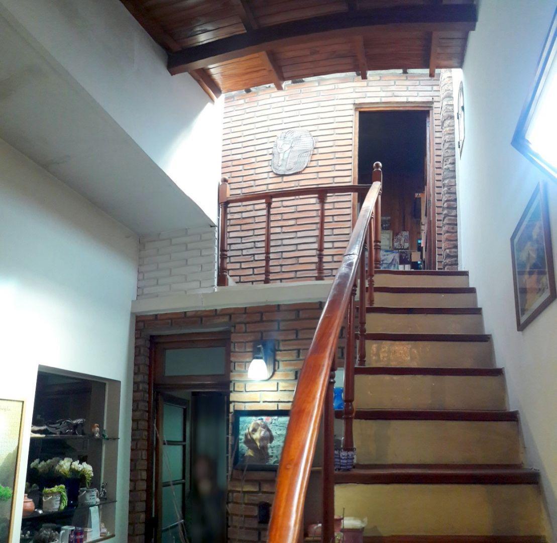 Pje La Trilla 2300 Pompeya Casa 6amb Tza Jard U$198.000. 3