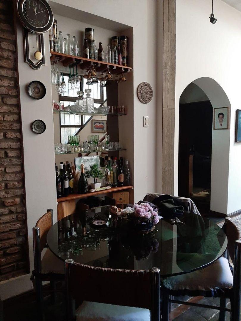 La Trilla 2300 Pque Chacabuco/pompeya Casa 6amb U$198.000. 1