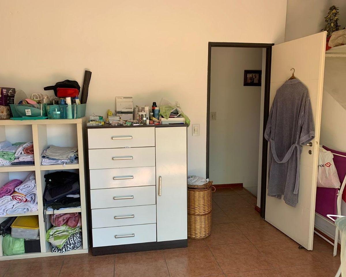Patrón 5700 Liniers PH 3amb C/coch U$162.000 5