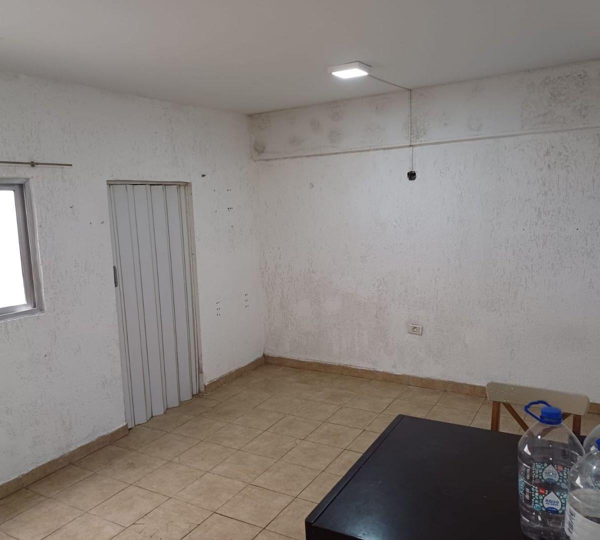 Foto de Senillosa 1500 Pque Chacabuco 1amb U$35.000, imagen 3
