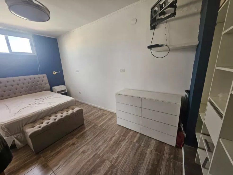 Santa Catalina 1600 N Pompeya PH 4amb U$149.000 5