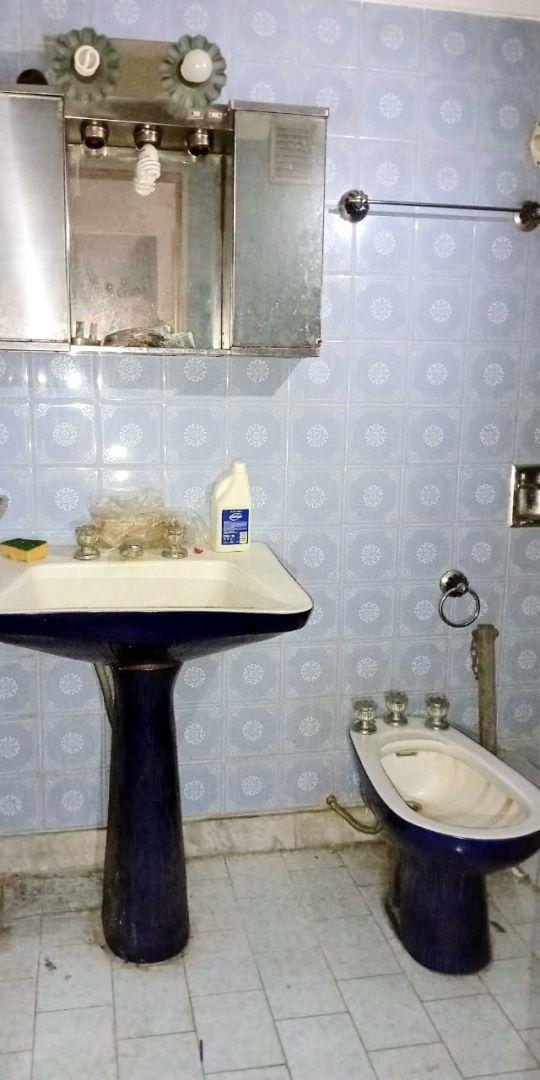 Av Albarellos 3100 8° 5amb 2bañ U$98.000 5