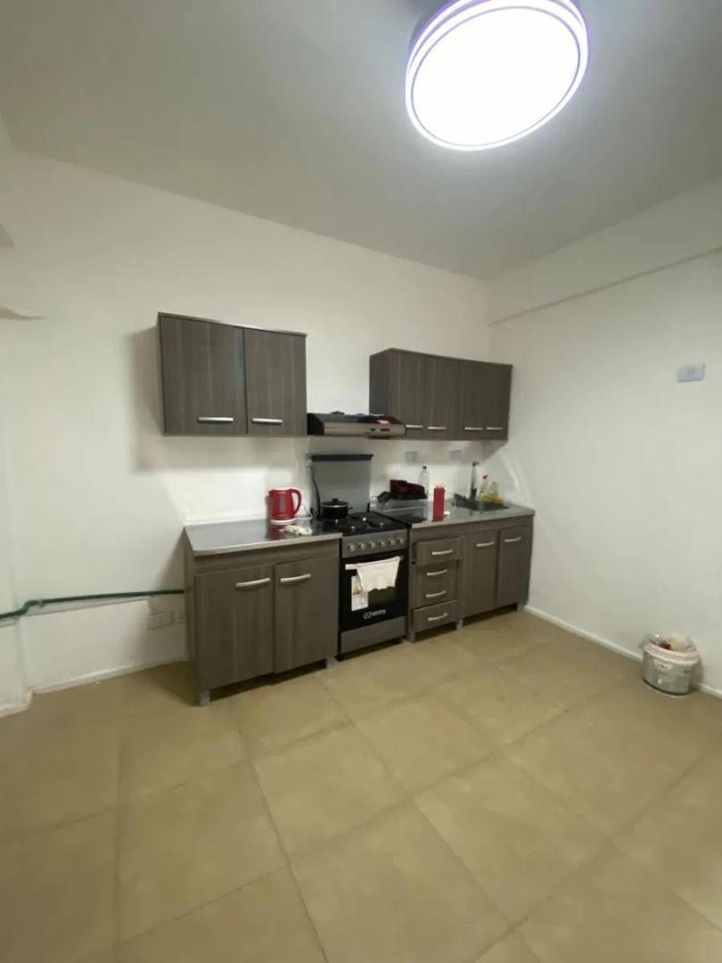 Foto de Av Corrientes 2300 Balvanera 6amb U$290.000, imagen 3