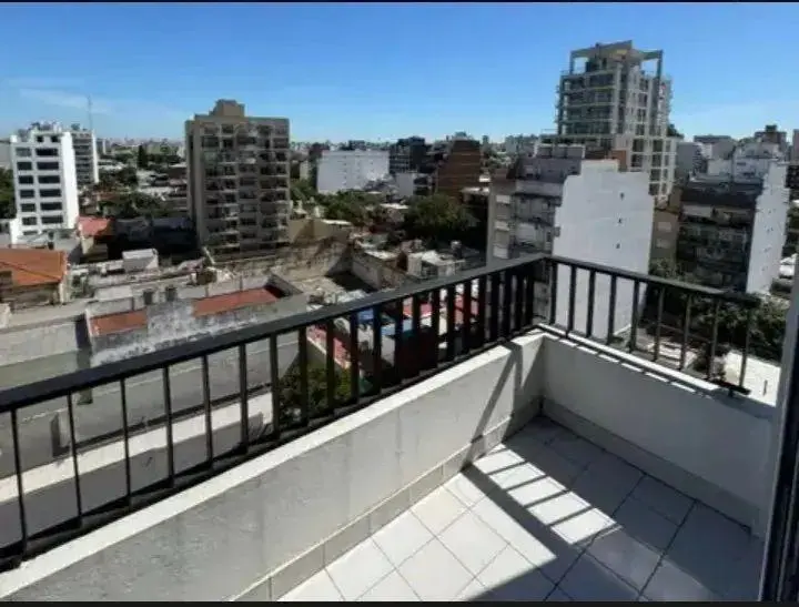 Av Juan B Alberdi 3300 Floresta 2amb U$90.000 4