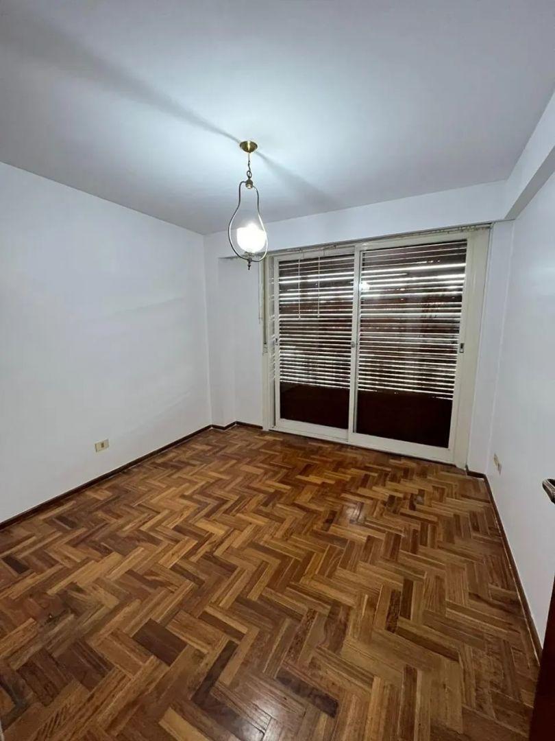 Austria 2400 Recoleta 4amb c/coch U$380.000