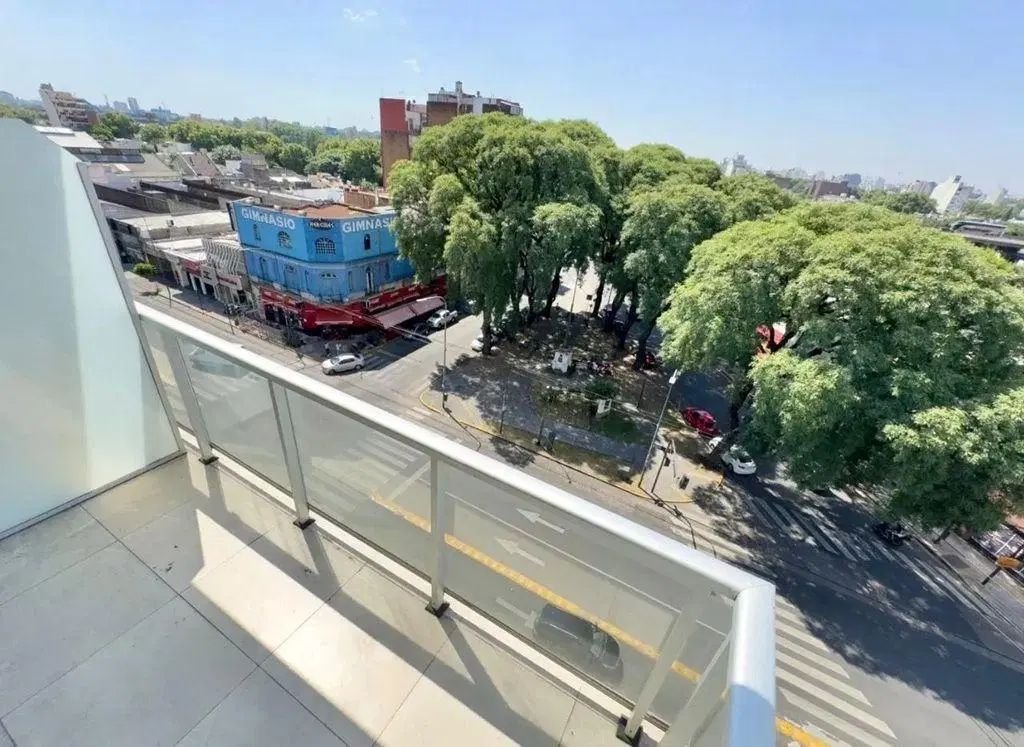 Av Rivadavia 9900 Villa Luro 1amb c/amen U$85.000 4