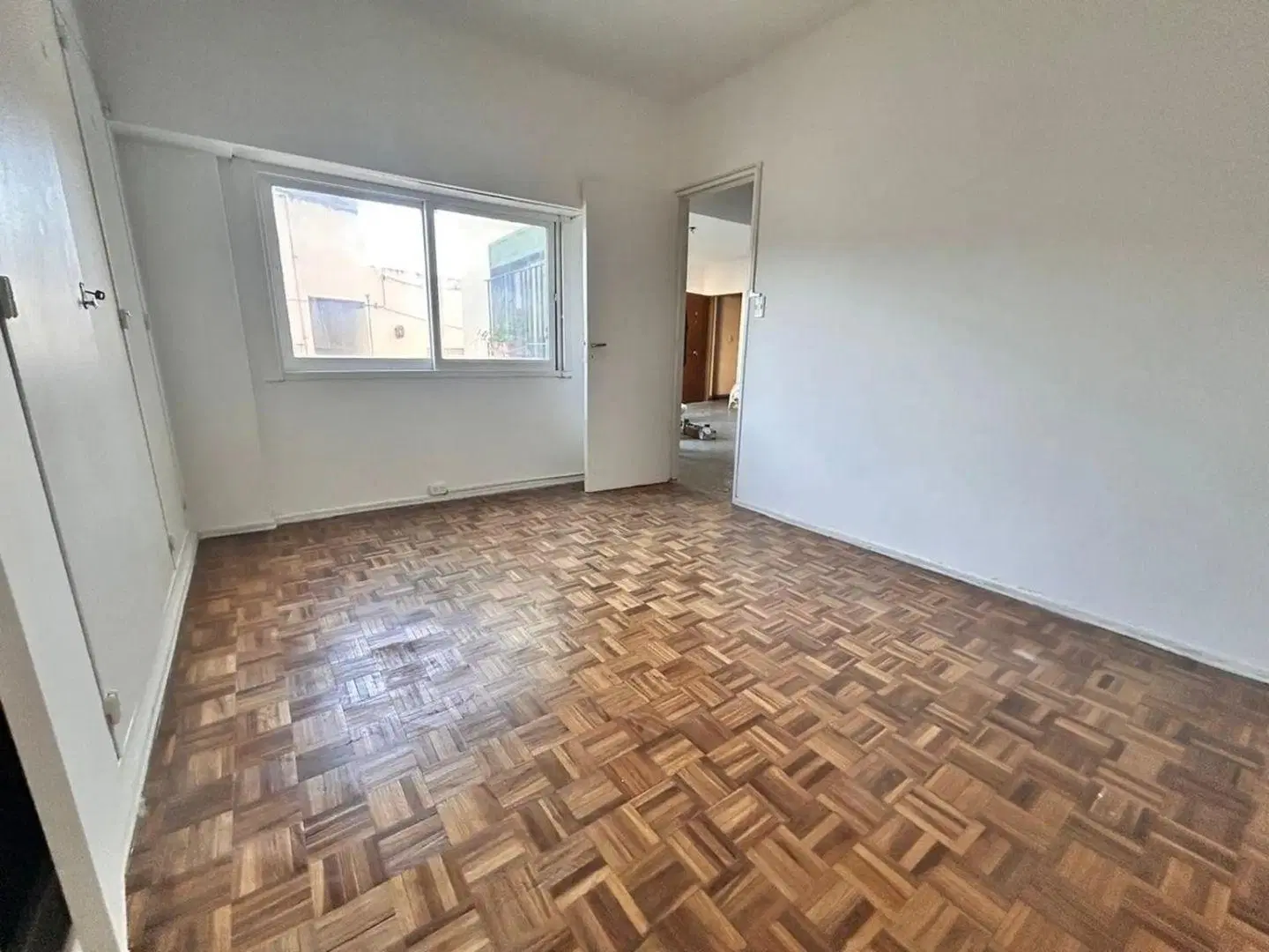 Av Álvarez Jonte 6200 Versalles 3amb U$98.000 5