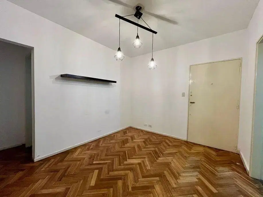 Sánchez de Bustamante 2100 Recoleta 2amb U$65.000 4