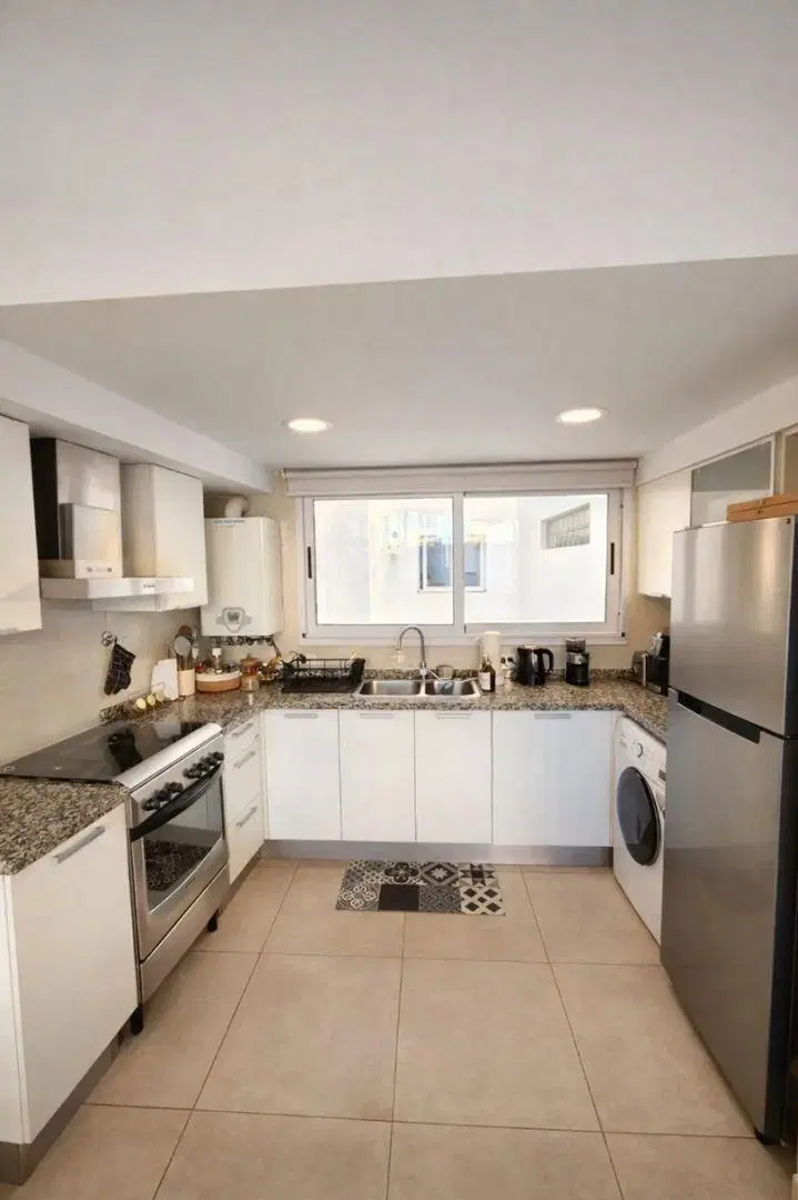 Agrelo 4300 Almagro 2amb U$142.000 5
