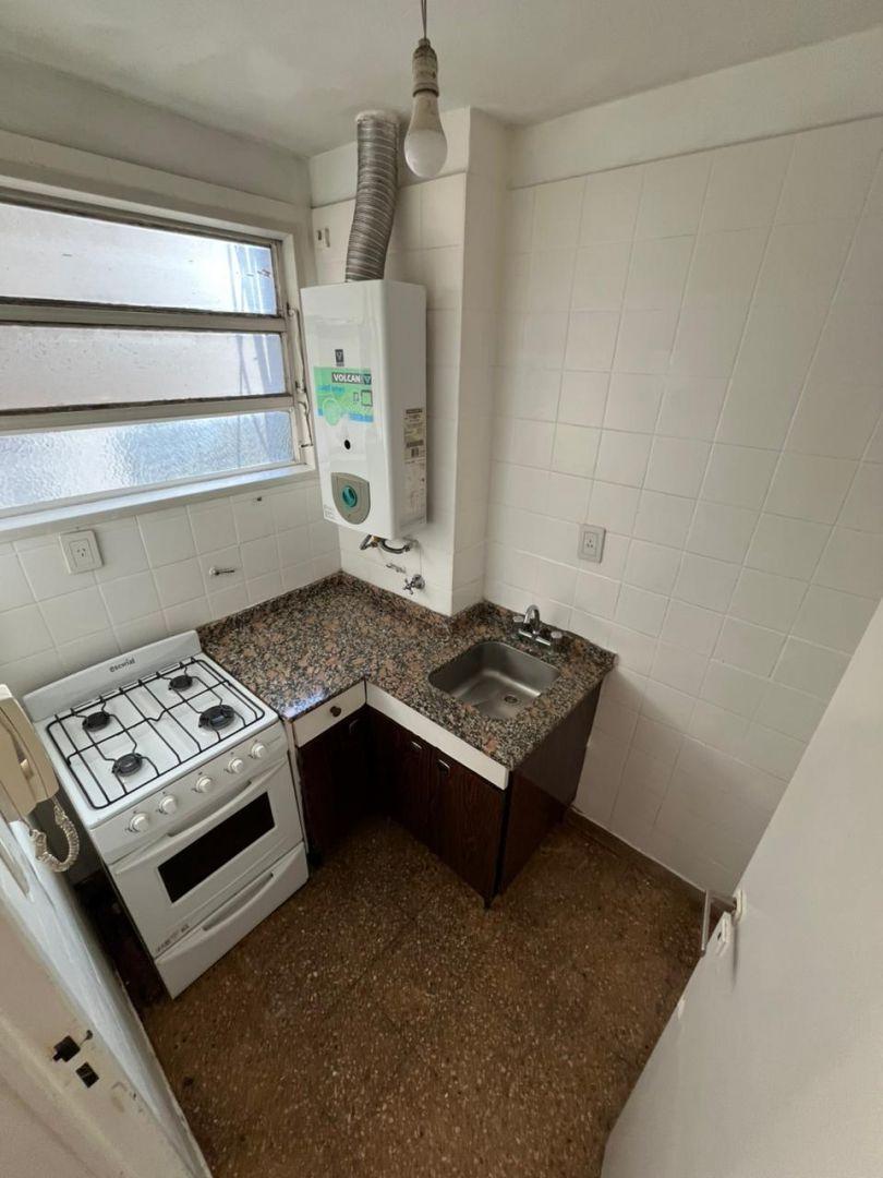 Foto de Av La Plata 800. Caballito 1amb. U$54.000. Apto credito, imagen 5