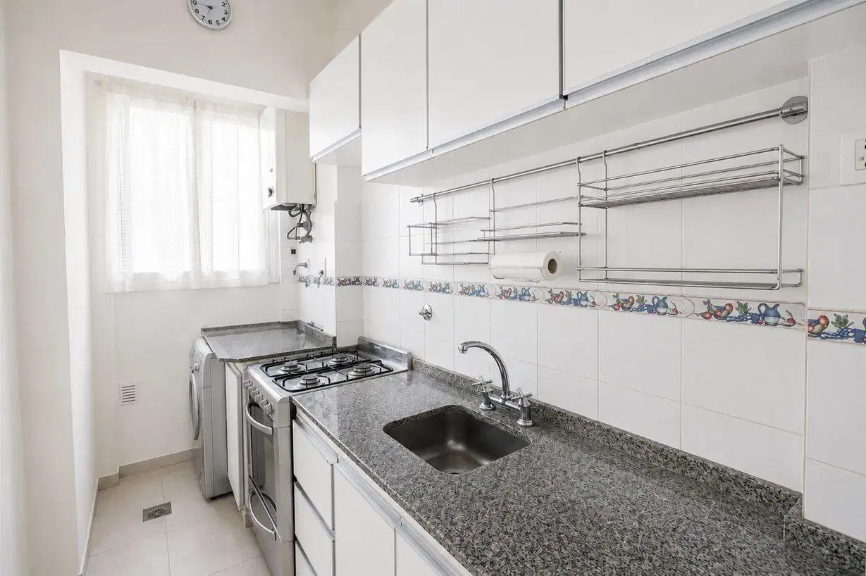 Sarmiento 4500 Almagro 3amb U$110.000 4