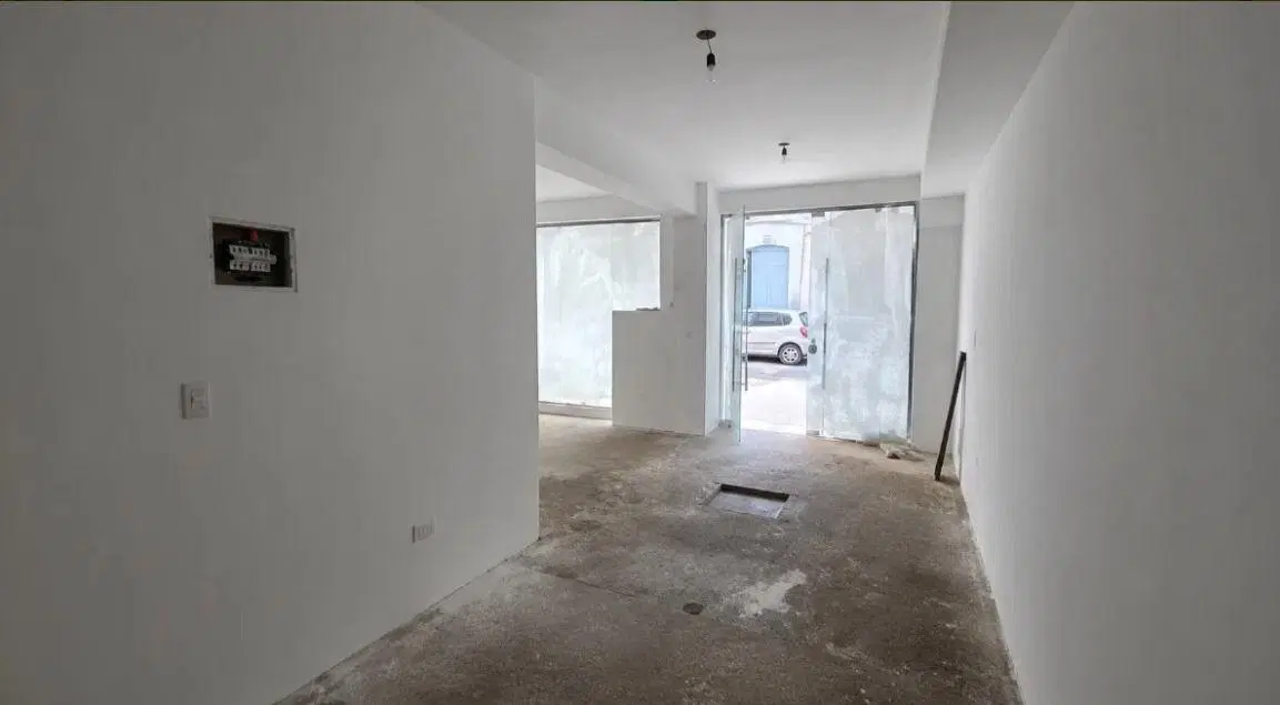 Roseti 700 local PB en alquiler Colegiales $2.490.000 4