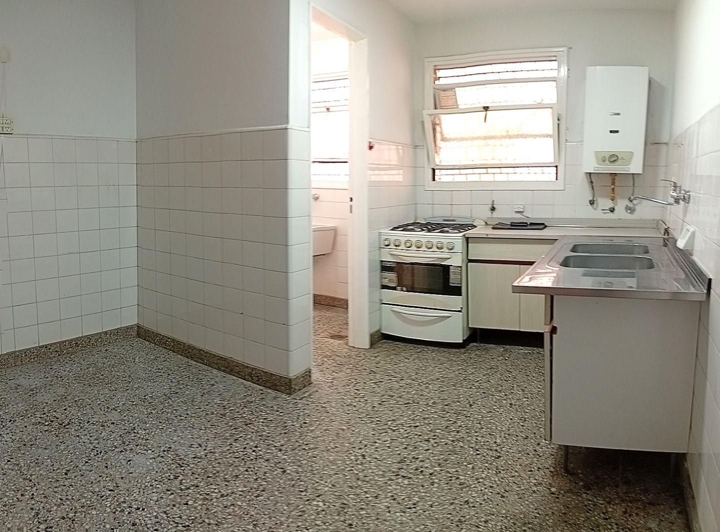 Foto de Bacacay 1800 4 amb con coch Flores u$140.000, imagen 3