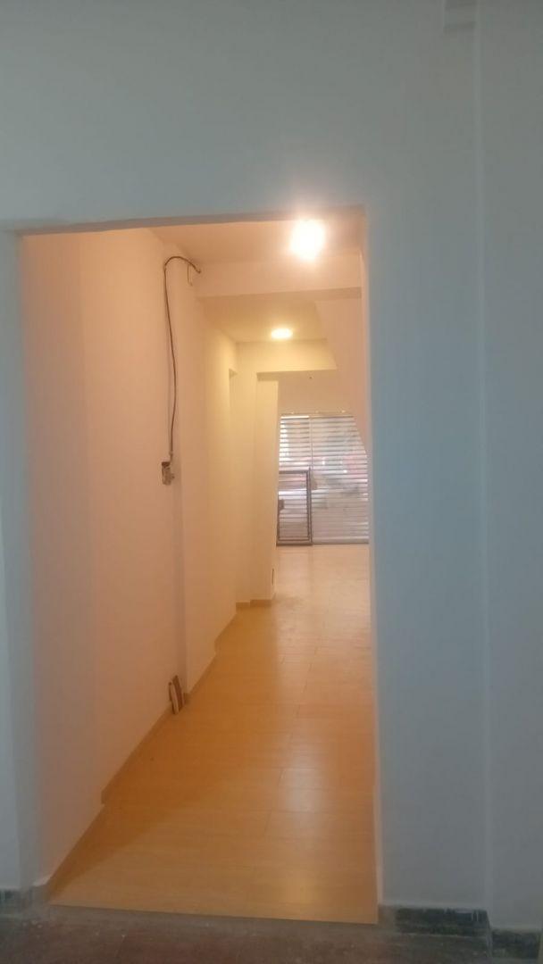 Foto de Uruguay 900 Retiro Local U$150.000, imagen 3