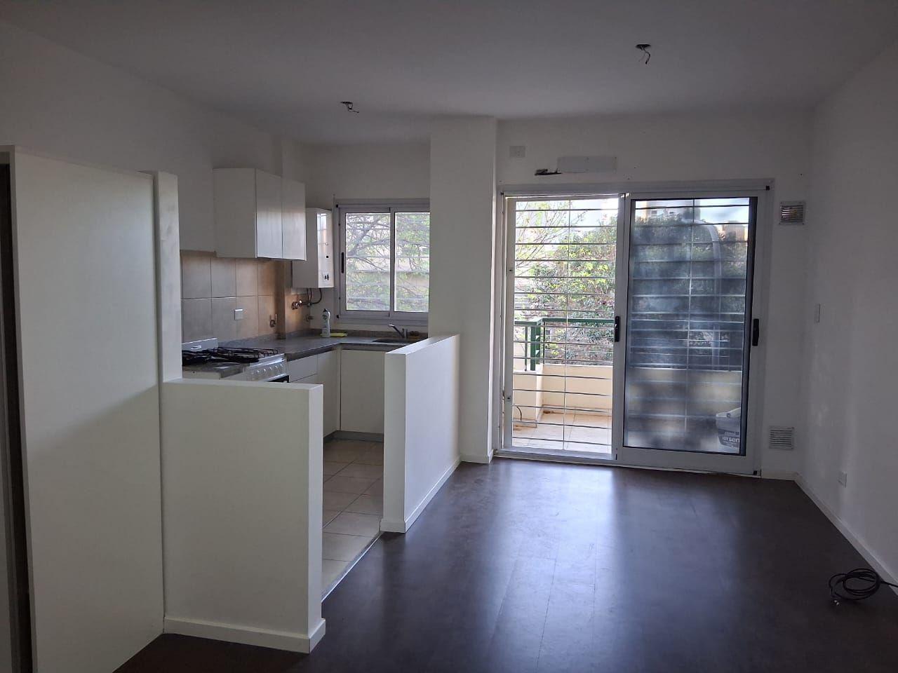 Foto de Tres Arroyos 3000 Villa Sta Rita 1amb frente u$ 68.000, imagen 4