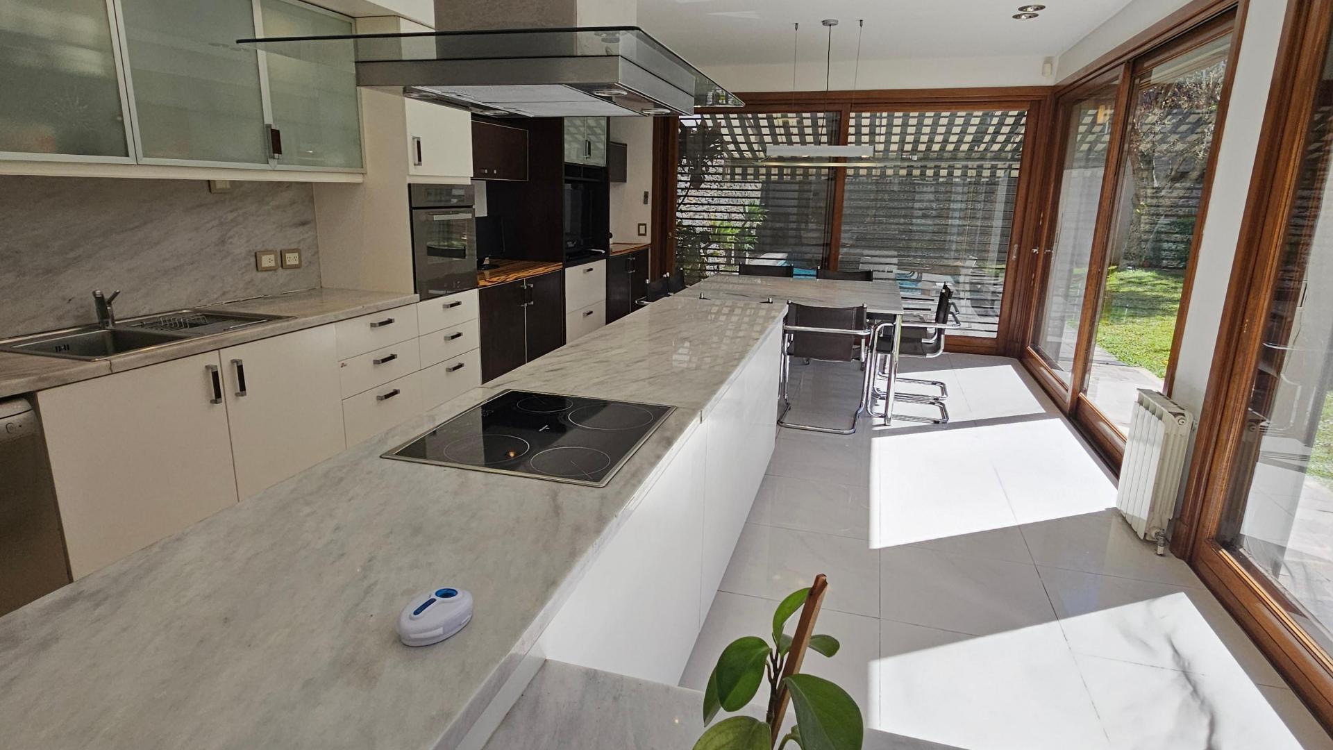 Foto de Espectacular casa en venta en el corazon de Villa Devoto!, imagen 5