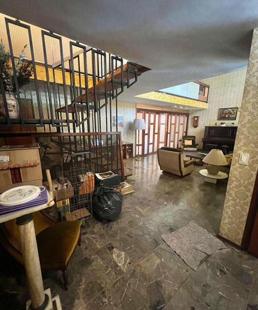 Foto de Casa modernista en lote 13 x 41 - Villa Devoto, 100 m de Plaza Arenales, imagen 2