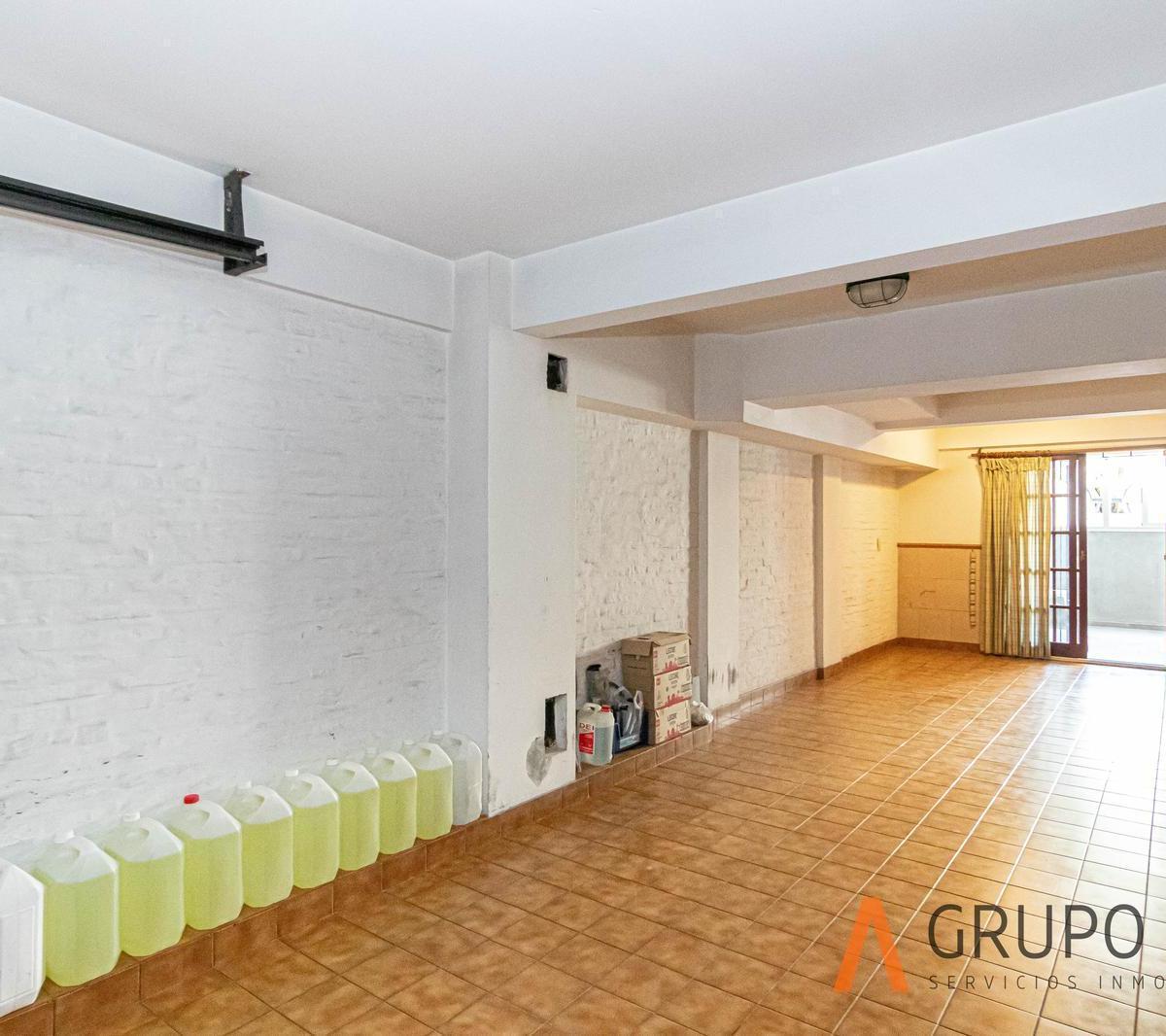 Hermosa Casa en Villa del Parque con Pileta 5