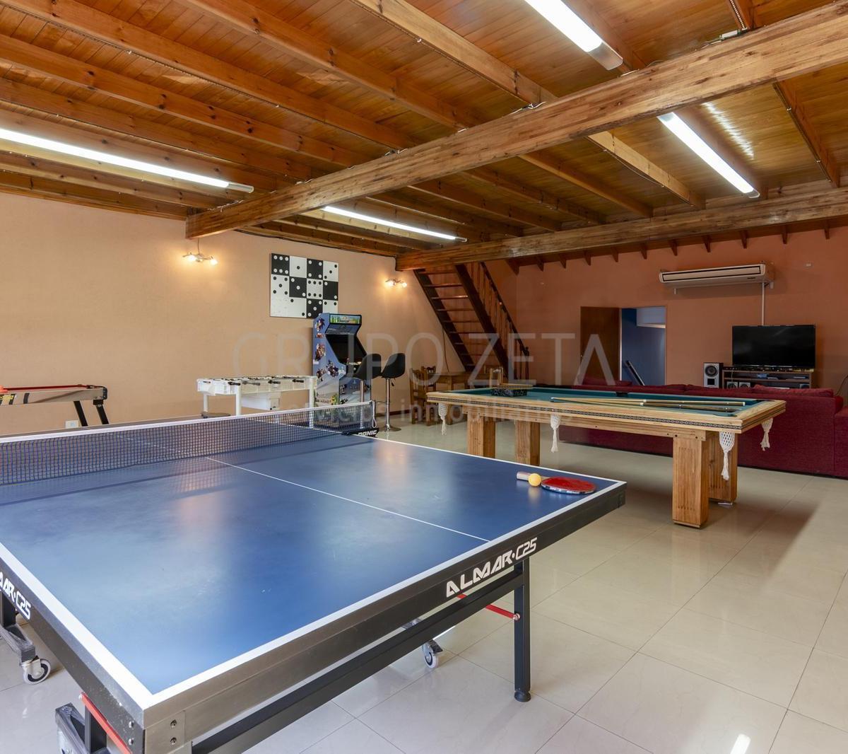 Casa en Villa del Parque con Pileta y Quincho 3