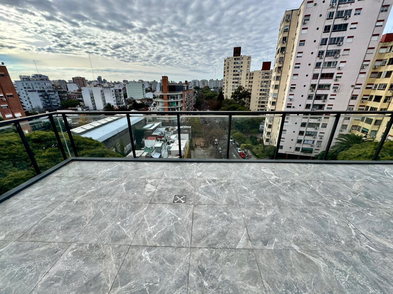 Venta Departamento 3 ambientes en Colegiales con cochera