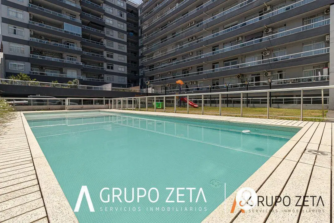 Excelente departamento de 4 ambientes con cochera y baulera en Caballito 2