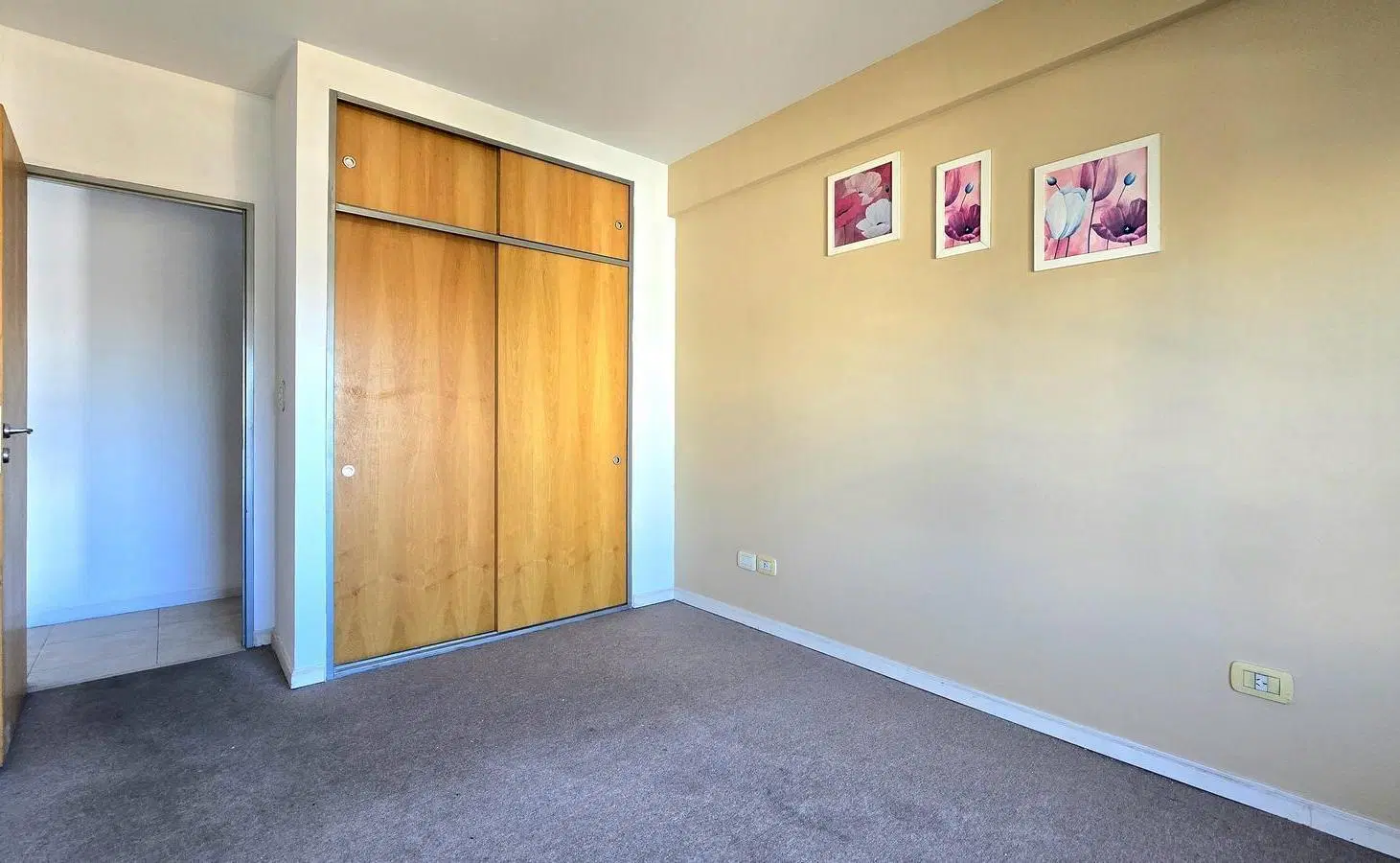 Venta Departamento 2 ambientes Moron al frente 8